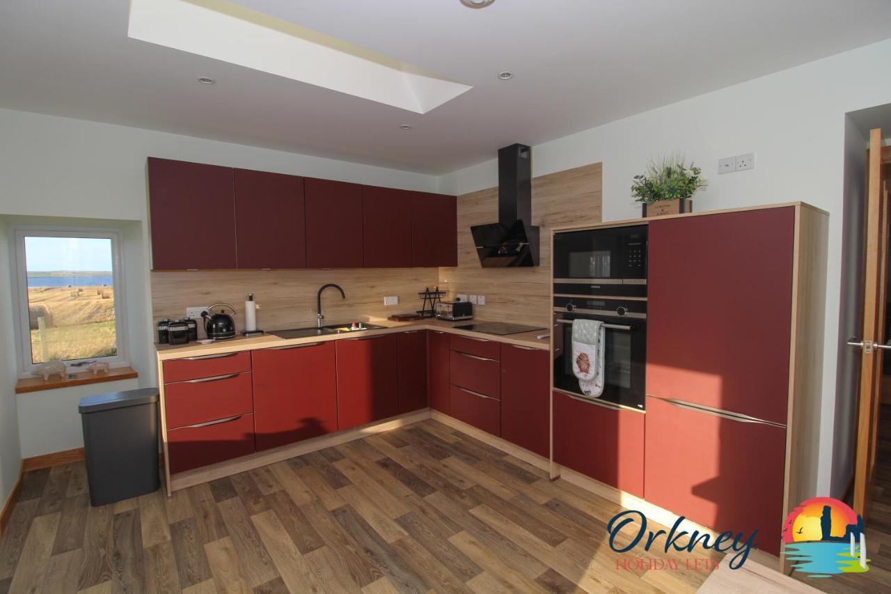 Burrian - Or00247f, Lyermira - Or00249f, & Kirkquoy - Or00248f, Harray, Holiday home *